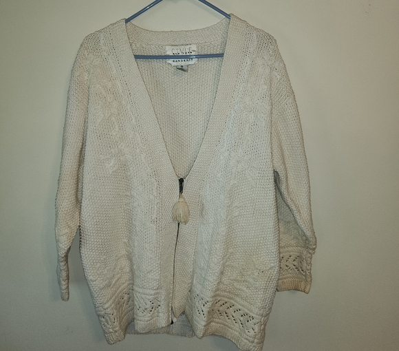 Elegant Cream Knit Cardigan - Picture 1 of 4